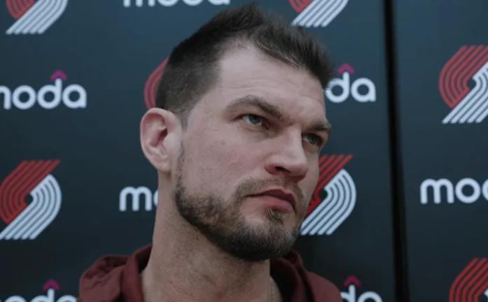 开云登录网址入口-斯普利特：满意开拓者现有阵容，对乐福刮目相看！